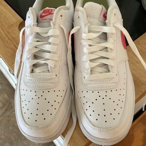 Nike women’s shoes